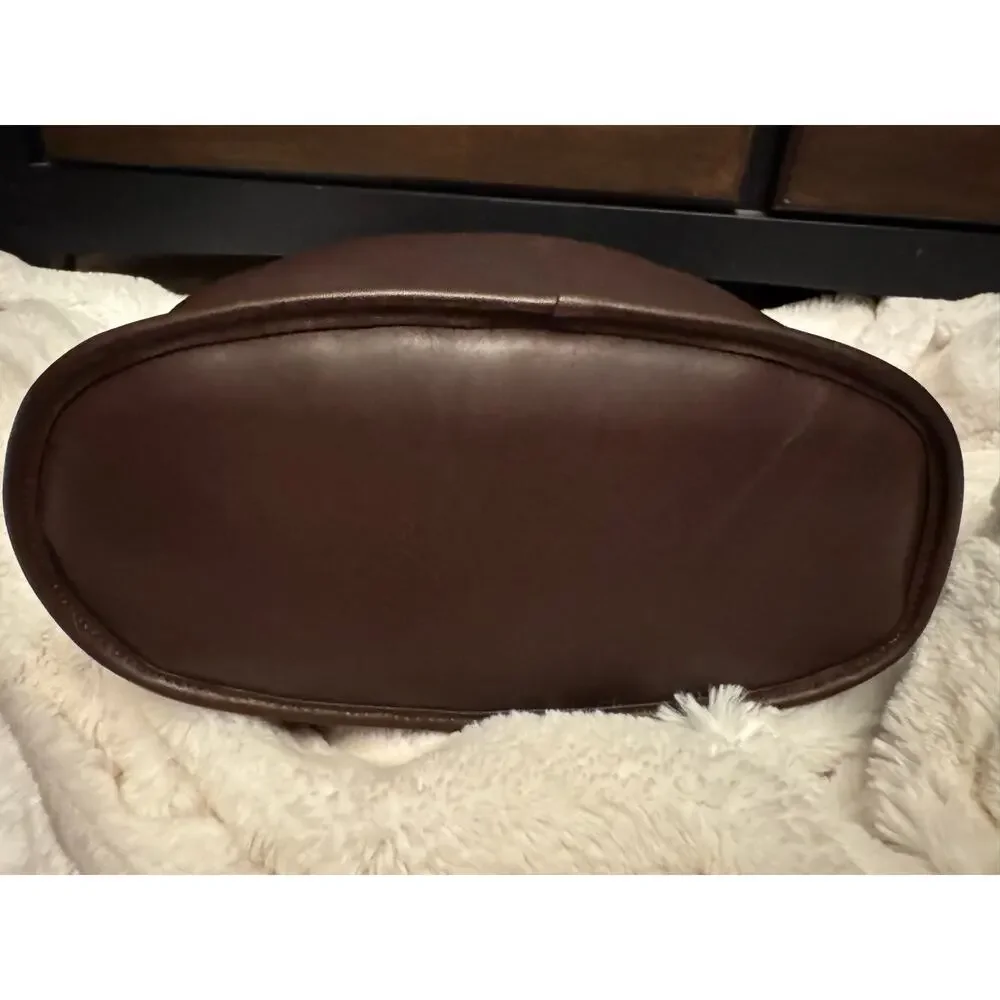 Rich Chocolate Brown Coach Vintage Legacy Large Shopper - Picture 7 of 9